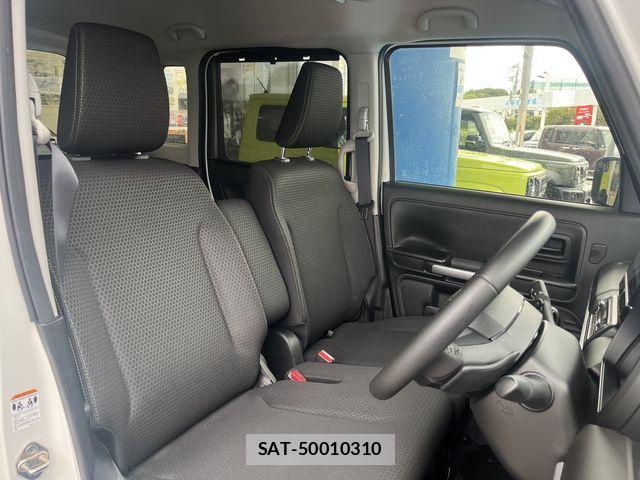Suzuki SPACIA 2023-06 8831750-4