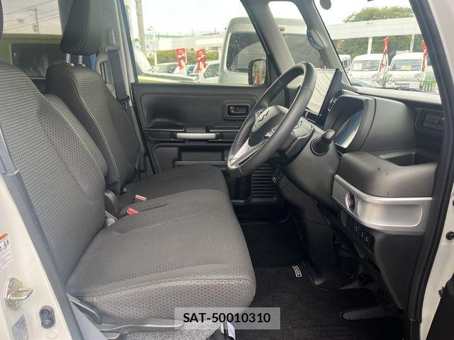 Suzuki SPACIA 2023-06 8831750-5