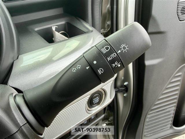 Suzuki SPACIA 2021-08 8850709-17