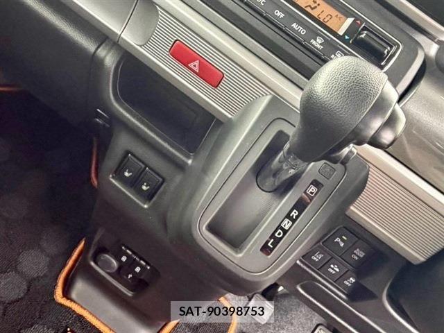 Suzuki SPACIA 2021-08 8850709-8