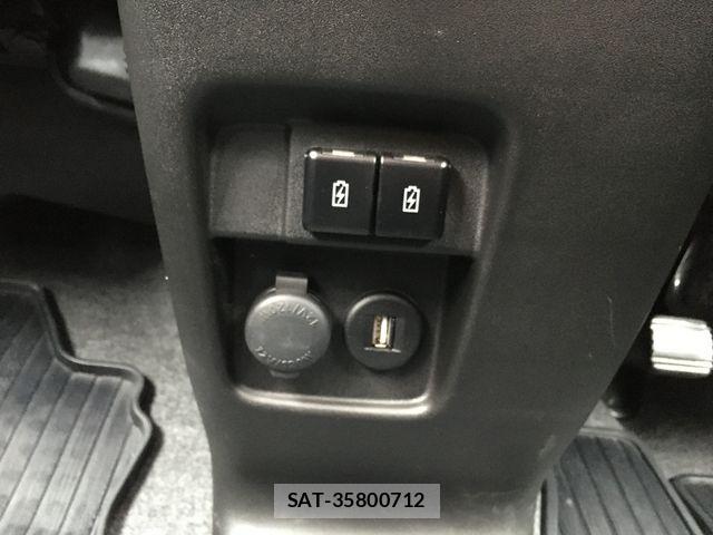 Suzuki SPACIA 2023-08 8872112-13
