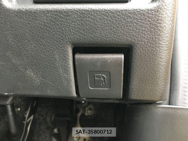 Suzuki SPACIA 2023-08 8872112-17