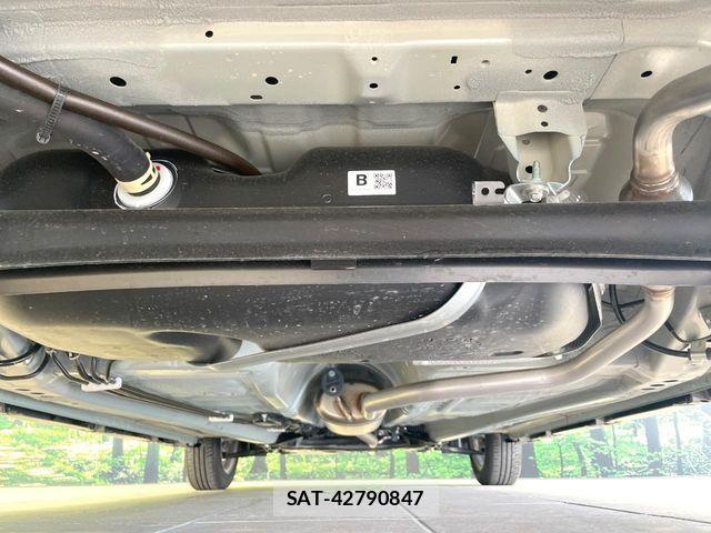 Suzuki SPACIA 2026-03 8882284-18