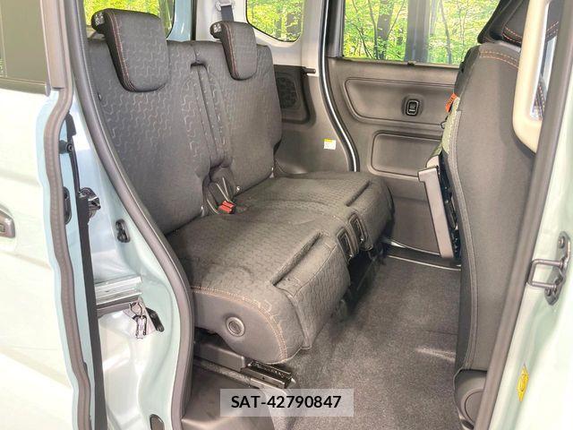 Suzuki SPACIA 2026-03 8882284-8