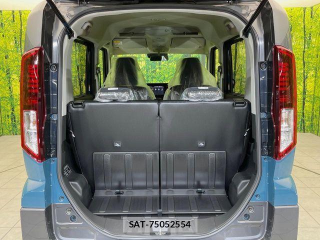 Suzuki SPACIA 2025-09 8882282-9