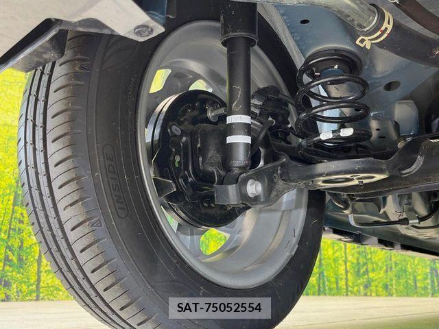 Suzuki SPACIA 2025-09 8882282-19
