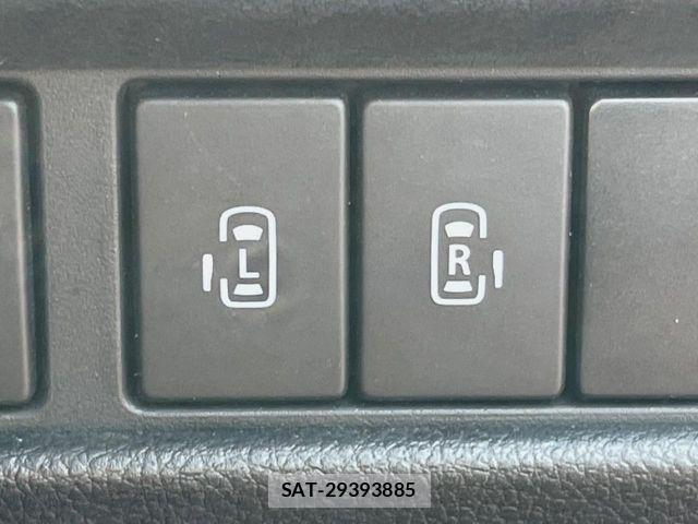 Suzuki SPACIA 2023-03 8882287-5