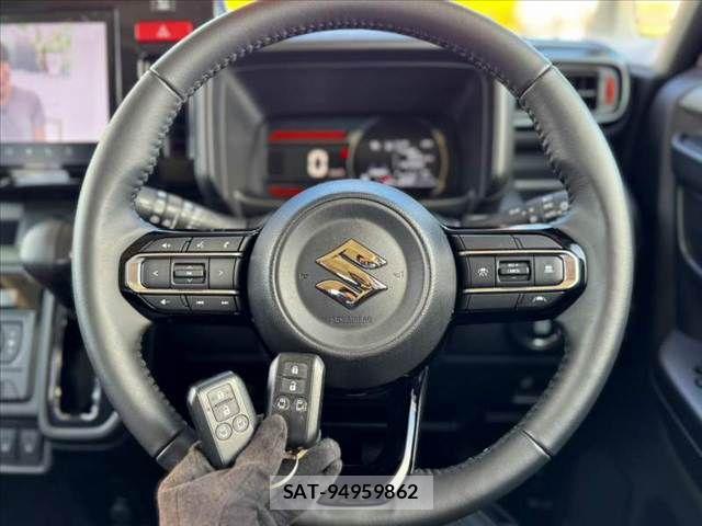 Suzuki SPACIA 2024-09 8882285-4