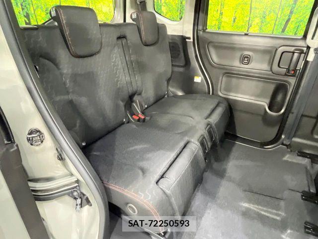 Suzuki SPACIA 2026-02 8882283-8