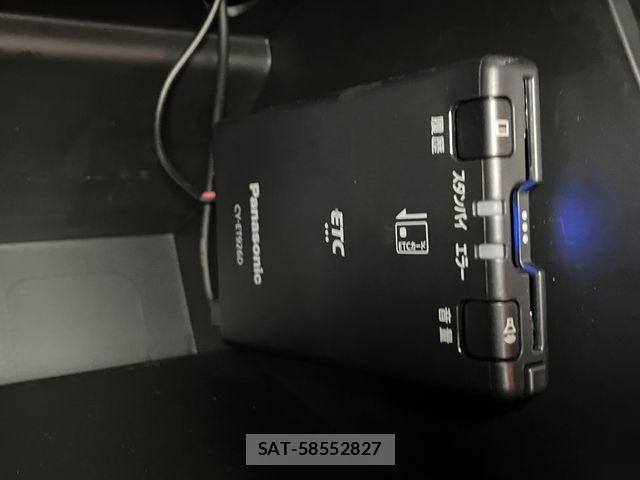 Suzuki SPACIA 2019-10 4049603-15