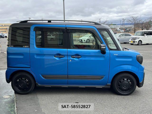 Suzuki SPACIA 2019-10 4049603-22