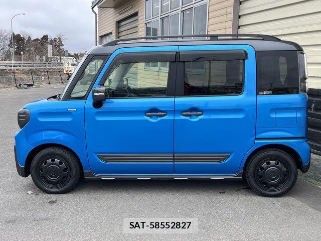 Suzuki SPACIA 2019-10 4049603-23
