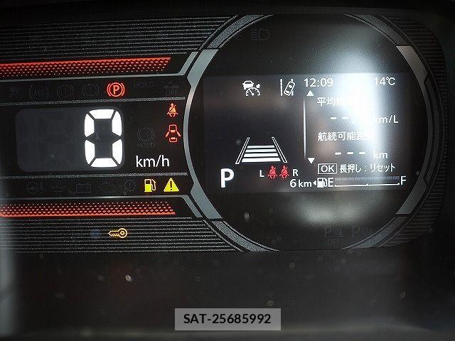 Suzuki SPACIA 2025-09 7225484-5