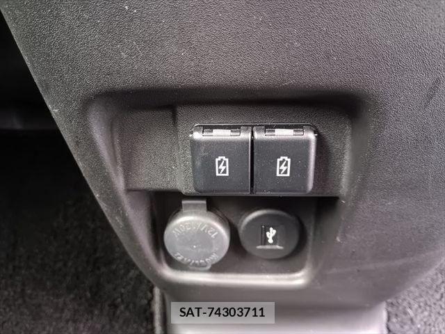 Suzuki SPACIA 2021-02 7225479-18