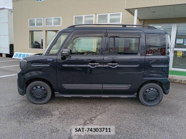 Suzuki SPACIA 2021-02 7225479-4
