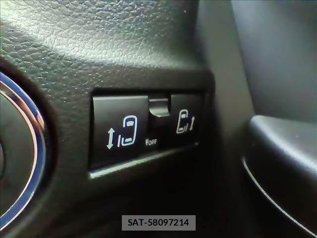 Suzuki SPACIA 2025-02 7458058-17