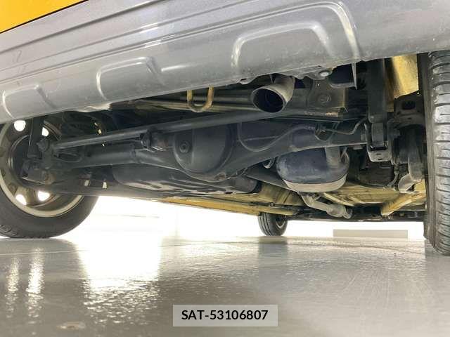 Suzuki SPACIA 2019-09 7562900-9
