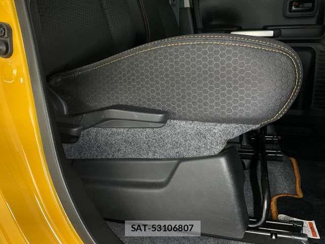 Suzuki SPACIA 2019-09 7562900-16
