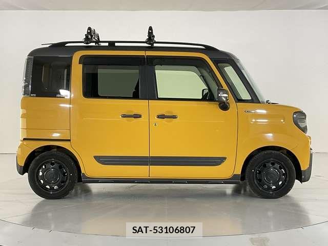 Suzuki SPACIA 2019-09 7562900-6