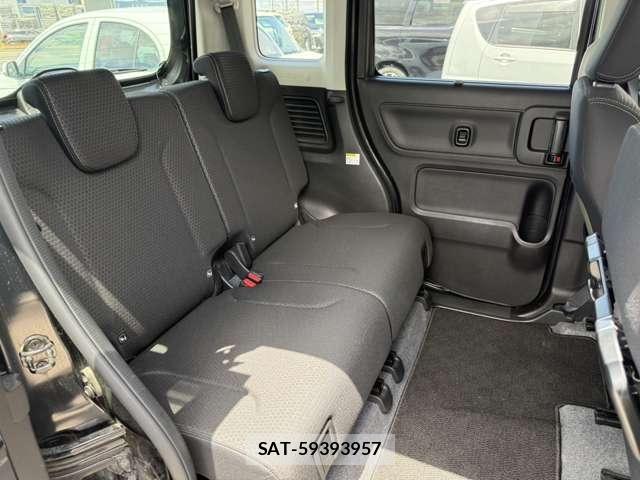 Suzuki SPACIA 2023-05 8038421-12