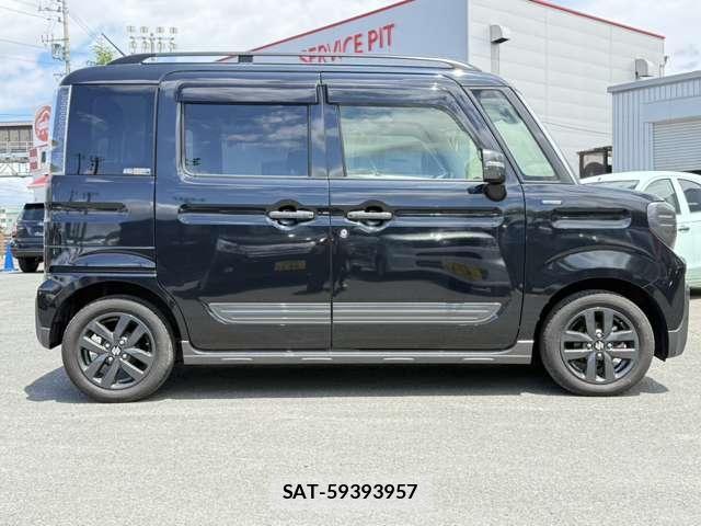 Suzuki SPACIA 2023-05 8038421-25