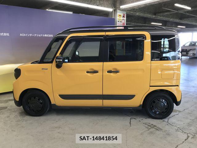 Suzuki SPACIA 2020-02 8210383-5