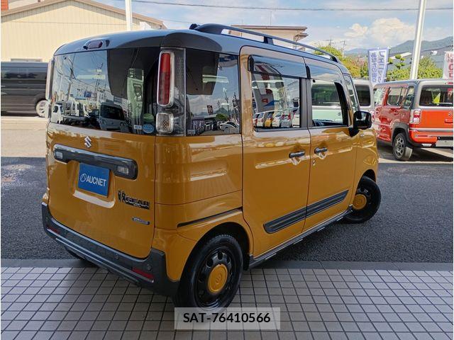 Suzuki SPACIA 2020-02 8210381-2