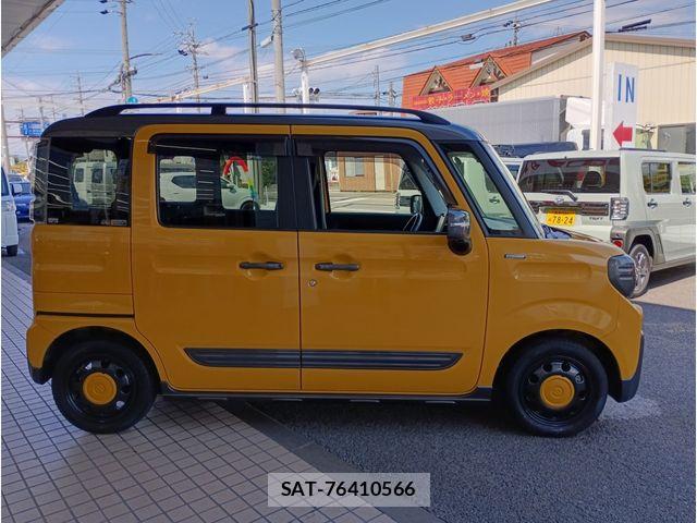 Suzuki SPACIA 2020-02 8210381-3