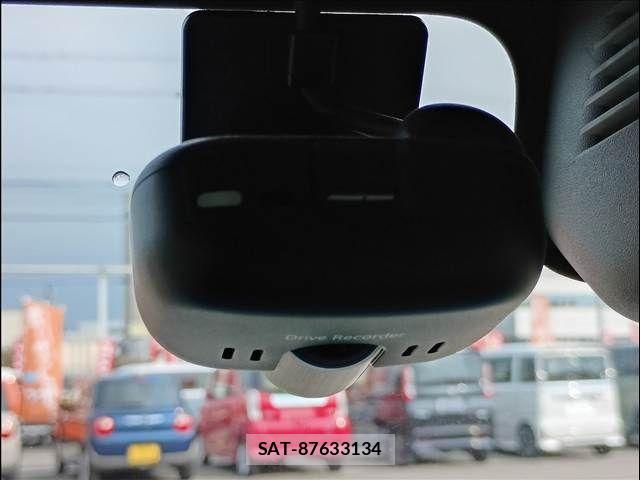 Suzuki SPACIA 2020-09 8231855-18