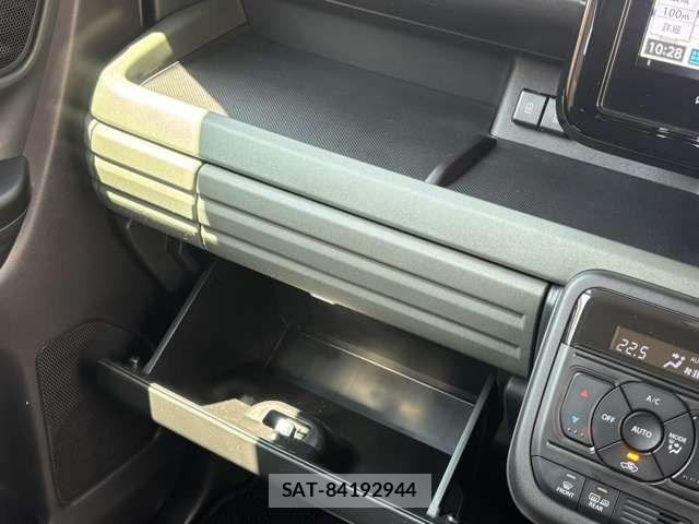 Suzuki SPACIA 2025-02 8661712-19