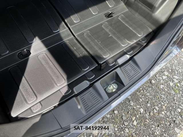Suzuki SPACIA 2025-02 8661712-5