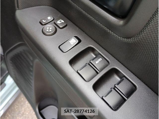 Suzuki SPACIA 2023-08 8849864-19