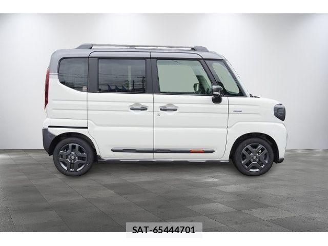 Suzuki SPACIA 2025-03 8850712-4