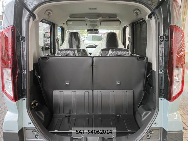 Suzuki SPACIA 2026-08 8850710-18