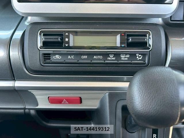 Suzuki SPACIA 2019-05 8872116-17