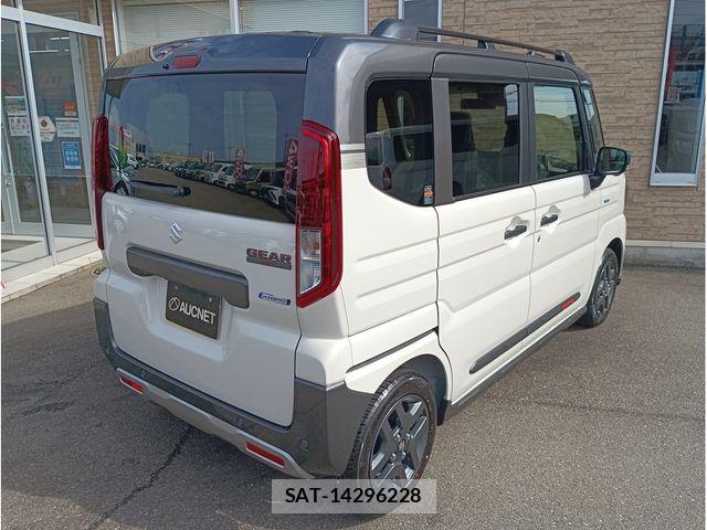 Suzuki SPACIA 2026-08 8882294-2