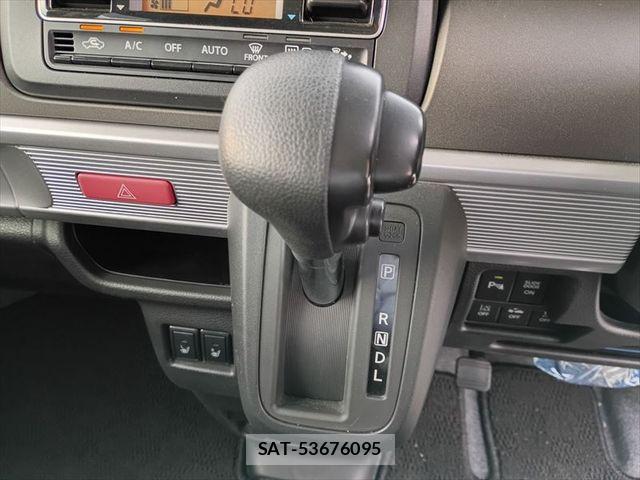 Suzuki SPACIA 2022-10 8884381-21