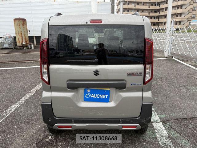 Suzuki SPACIA 2025-08 8884379-5