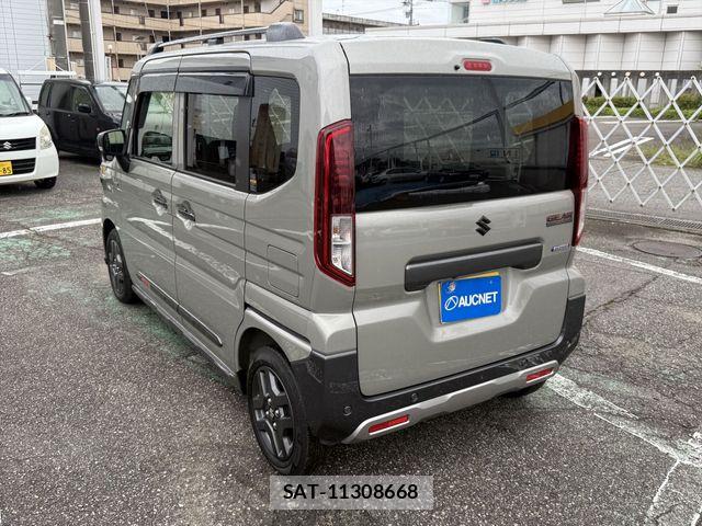 Suzuki SPACIA 2025-08 8884379-6