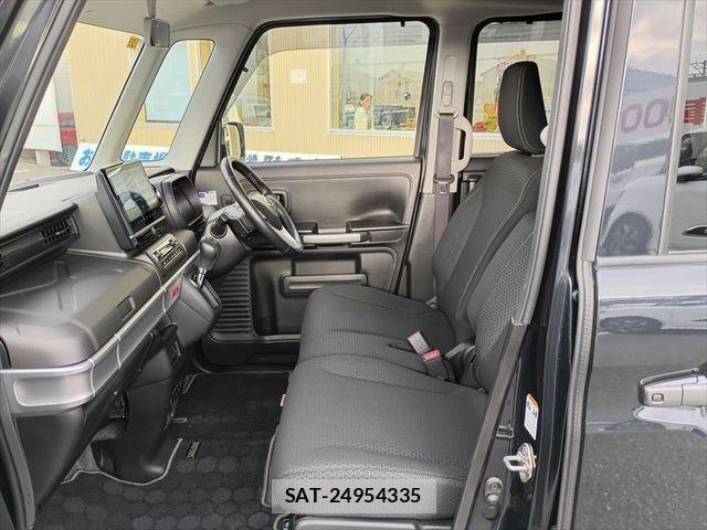 Suzuki SPACIA 2023-07 8884380-11