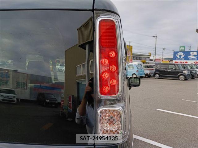 Suzuki SPACIA 2023-07 8884380-5