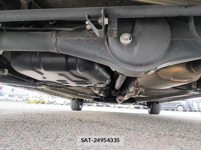Suzuki SPACIA 2023-07 8884380-7