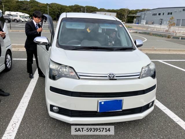 Toyota SPADE 2016-06 4602350-1