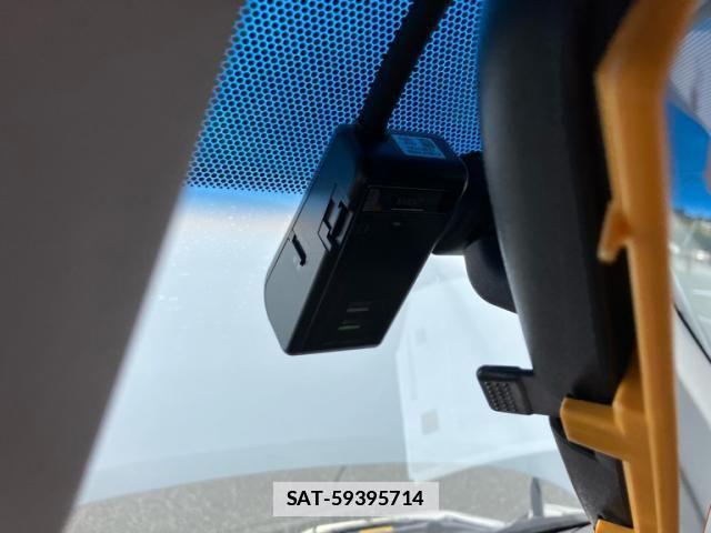 Toyota SPADE 2016-06 4602350-23
