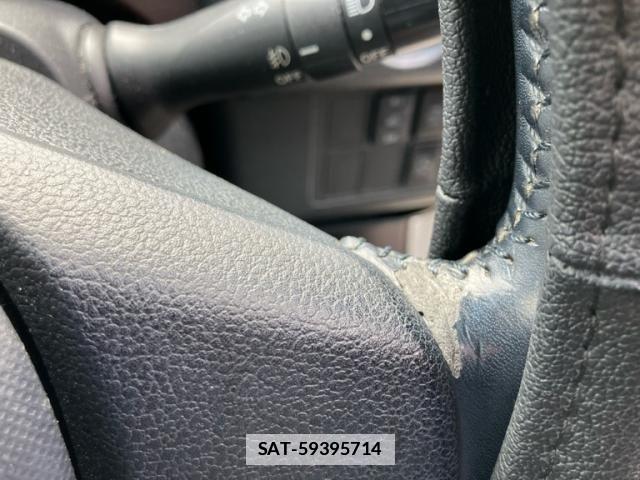 Toyota SPADE 2016-06 4602350-24