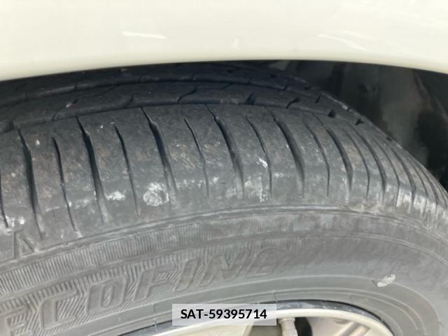 Toyota SPADE 2016-06 4602350-6