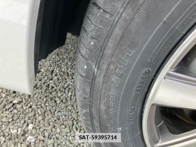 Toyota SPADE 2016-06 4602350-7