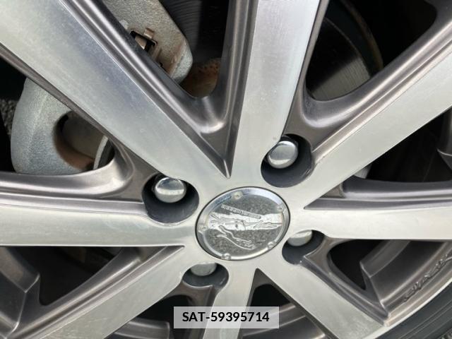 Toyota SPADE 2016-06 4602350-8