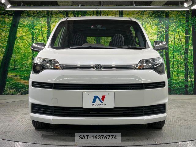 Toyota SPADE 2017-06 4602343-13