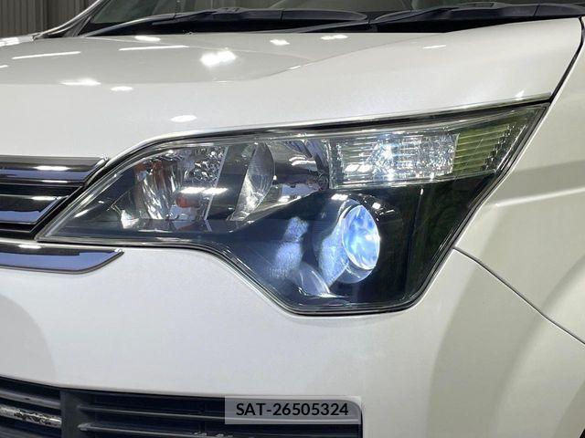 Toyota SPADE 2013-11 4641071-11